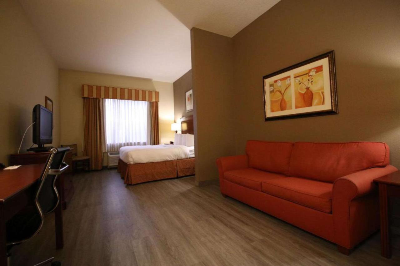 Seffner Inn And Suites Eksteriør billede