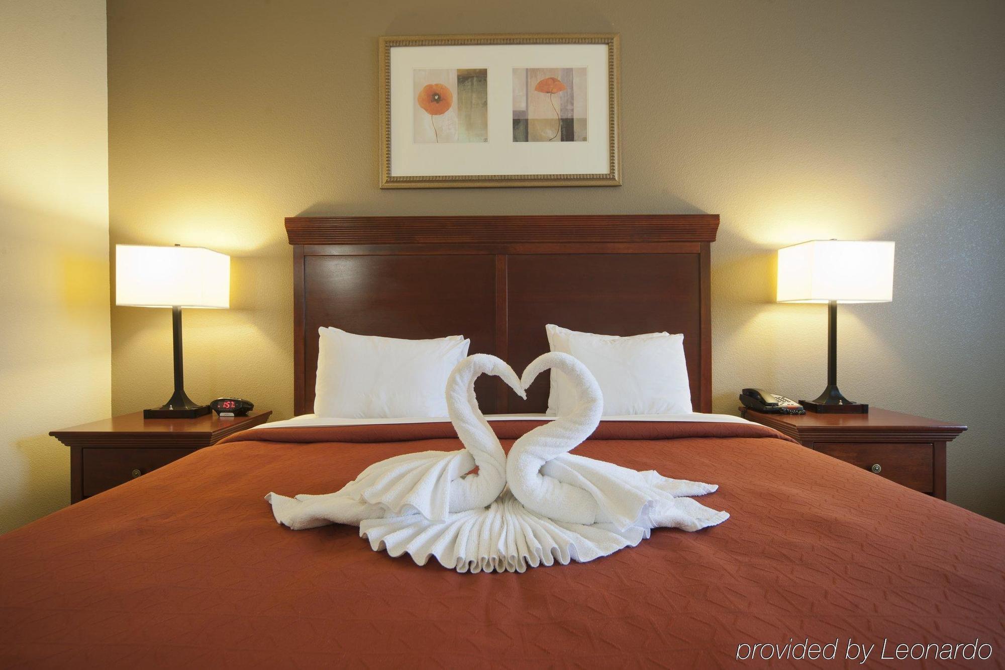 Seffner Inn And Suites Eksteriør billede